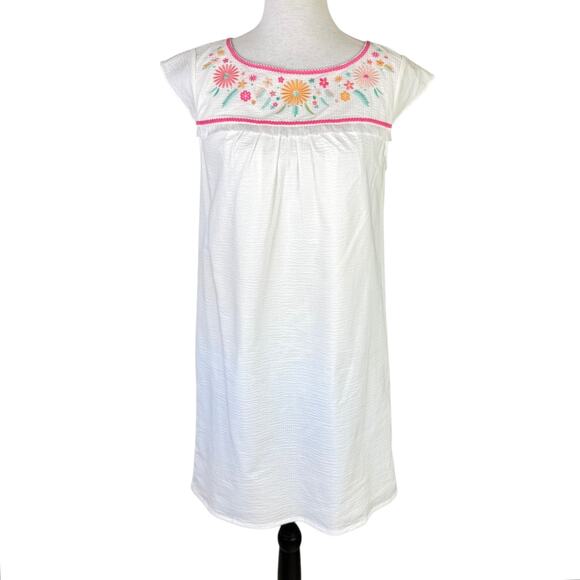 Southern Tide NWOT Sadie White Seersucker Flower Embroidered Summer Shift Dress - Picture 4 of 13